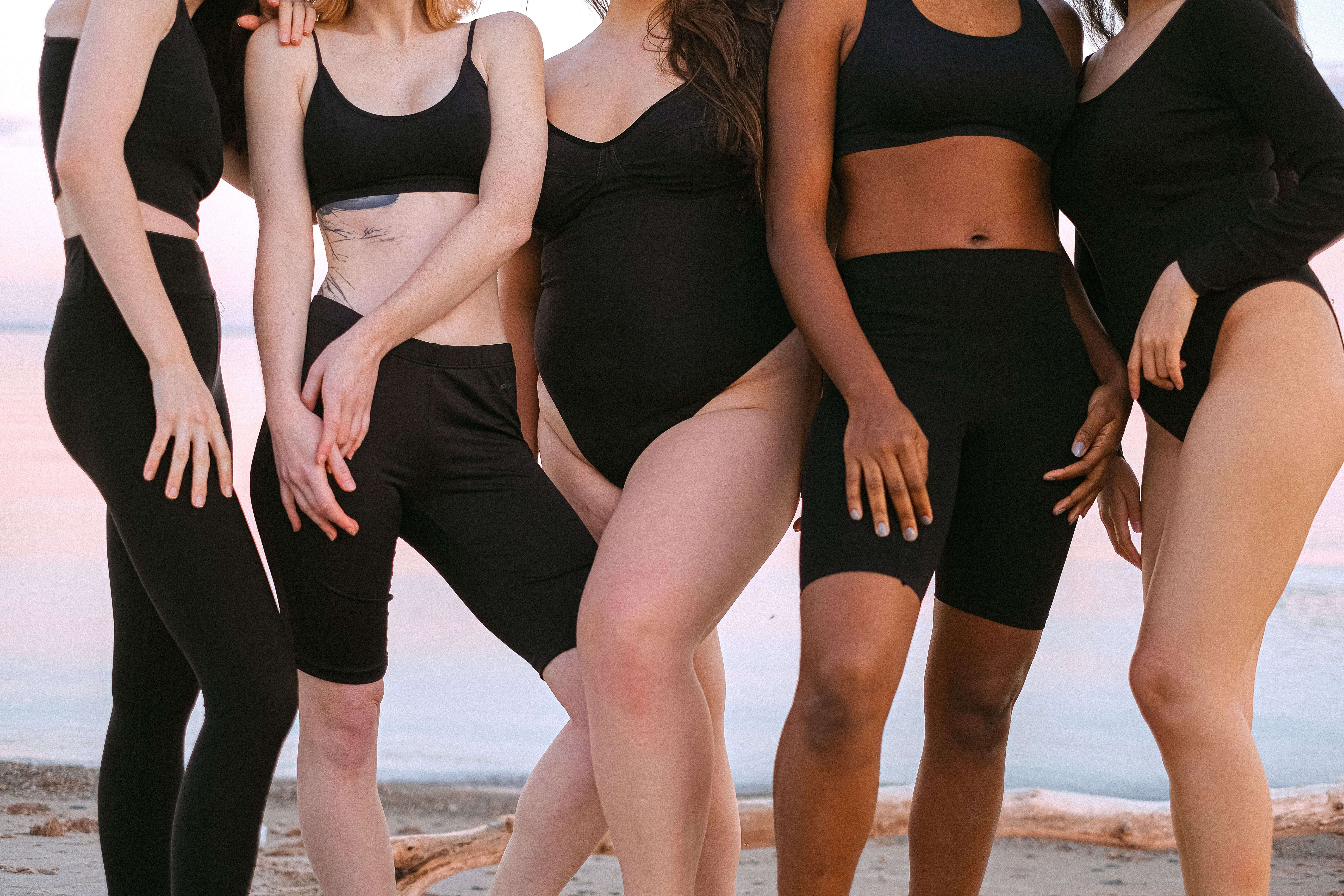 How Do You Find Seamless Shorts That Smooth Your Curves Without Flattening Them?