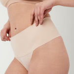 SPANX SPANXsupersmooth Undie-tectable Thong - Comfortable Core Control - Invisible Shapewear - Women No Show Thong Underwear - Soft Nude - Medium