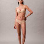 Calvin Klein Women's Invisibles Seamless Hipster Panties, 3 Pack, Light Caramel/Light Caramel/Light Caramel, Medium