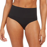 SPANX SPANXshape Everyday Shaping Brief - Core Control Shapewear Underwear - Invisible Under Clothes - Seamless Design - Black - Medium