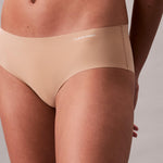 Calvin Klein Women's Invisibles Seamless Hipster Panties, 3 Pack, Light Caramel/Light Caramel/Light Caramel, Medium