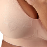 Bali womens Comfort Revolution Comfortflex Fit Wireless Df3484 Bra, Light Buff Aztec, Medium US